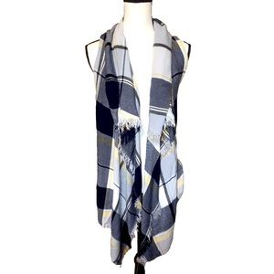 Maurice’s Fringe Flannel Plaid Blue & Beige Shawl Womens S/M Used Once
